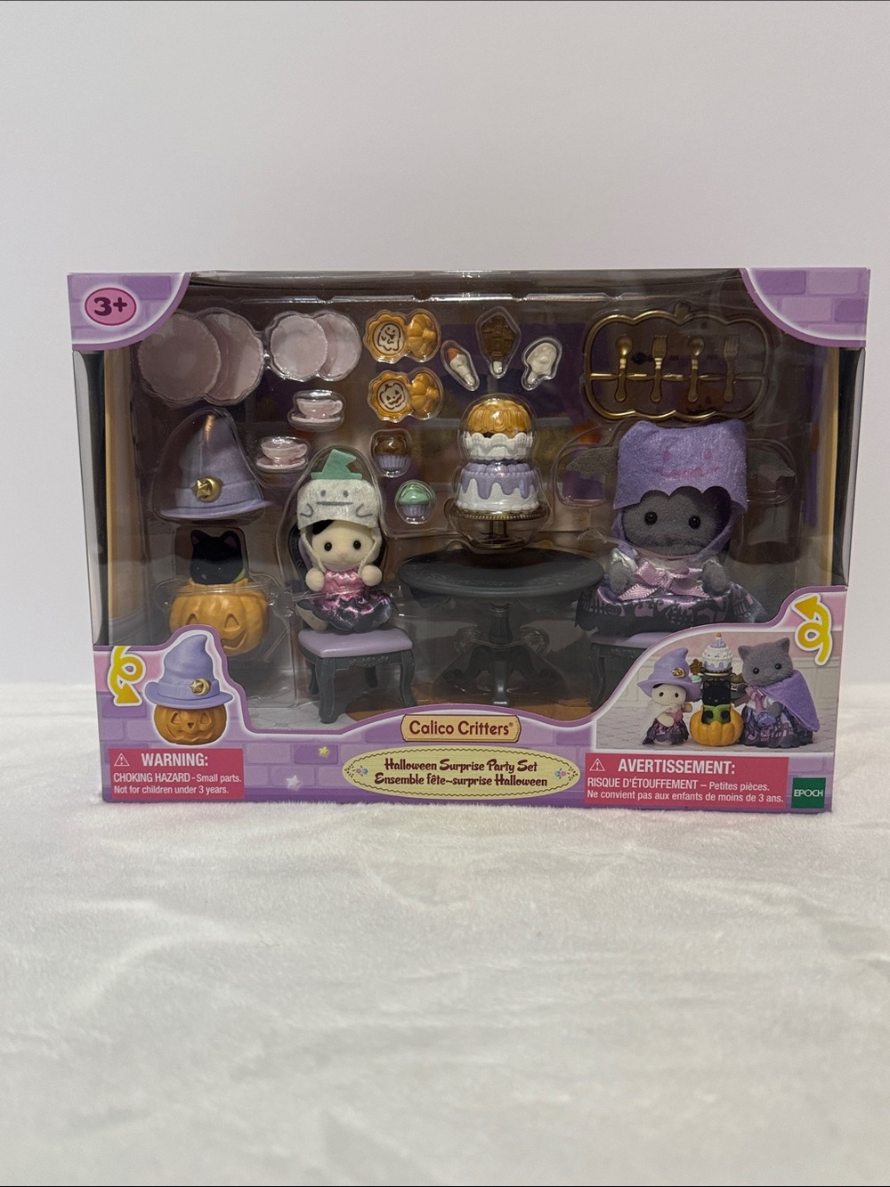Sylvanian Families Calico Critters Halloween Surprise Party Set